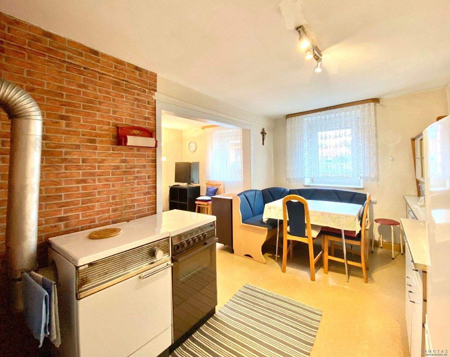 Einfamilienhaus mit weitläufigem Grundstück zur vielseitigen Nutzung – Queidersbach – Vorschaubild 2