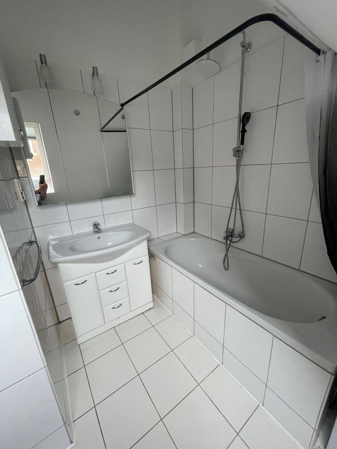 Schöne 3,5-Zimmer-DG-Wohnung mit gehobener Innenausstattung und Balkon – Essen – Vorschaubild 7