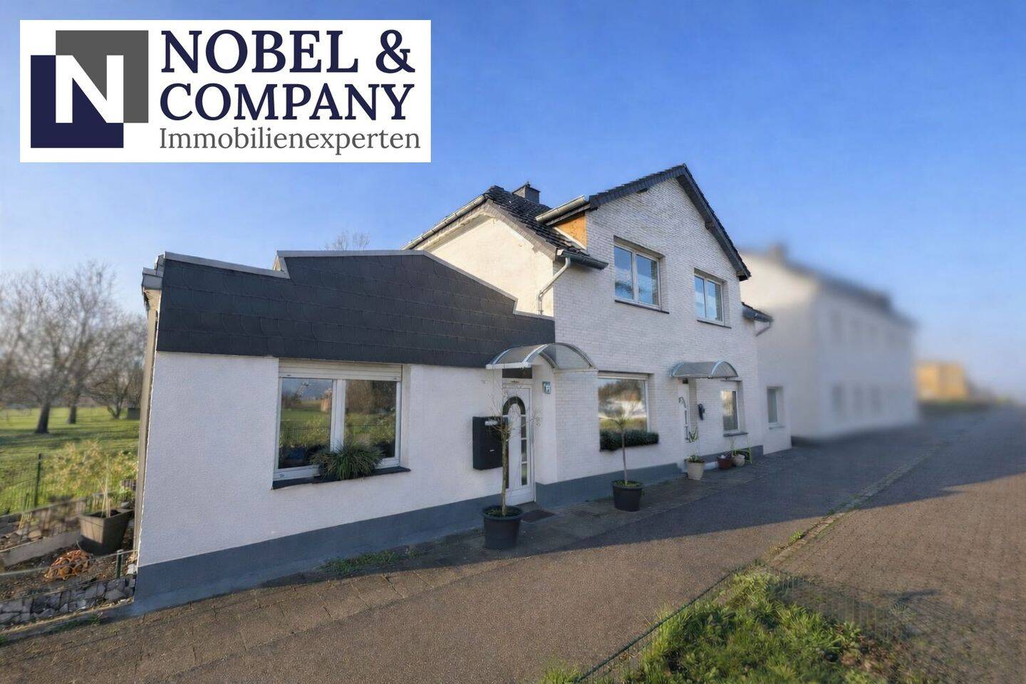 Wesel-Büderich: Freistehendes Haus mit Anbau und zwei Wohneinheiten - vielseitig nutzbar! – Wesel – Bild 1 von 6