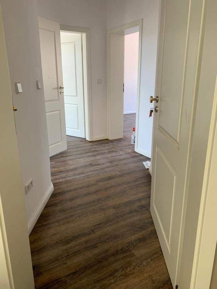 helle 2-Raum-Wohnung mit offenen Wohnzimmer – Chemnitz – Vorschaubild 2