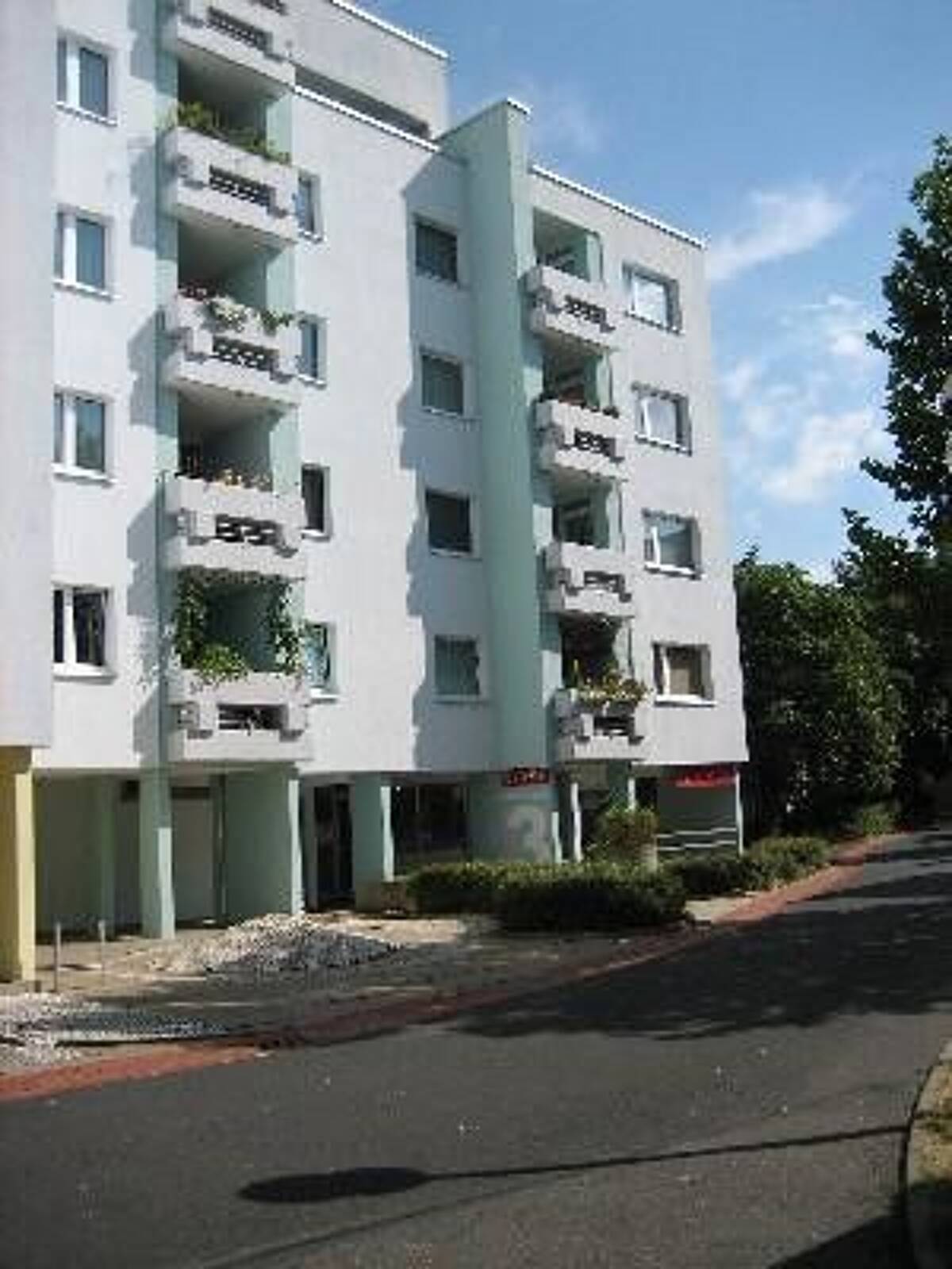 Etwas besonderes: großzügige 3-Zimmer-Wohnung – 97084 Würzburg – Bild 1 von 8