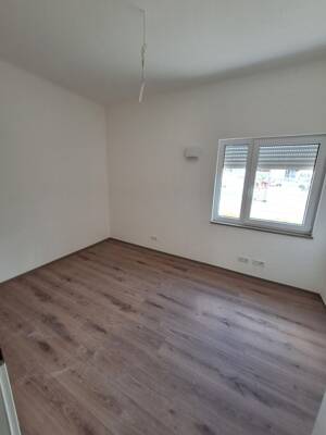 *NEUBAU* Exklusive 3-Zimmer-Erdgeschosswohnung mit Terrasse und Aufzug in 90763 Fürth – 90763 Fürth – Vorschaubild 7