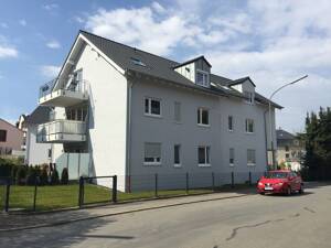 *****Gepflegte Dachgeschosswohnung mit BALKON und Aufzug*****