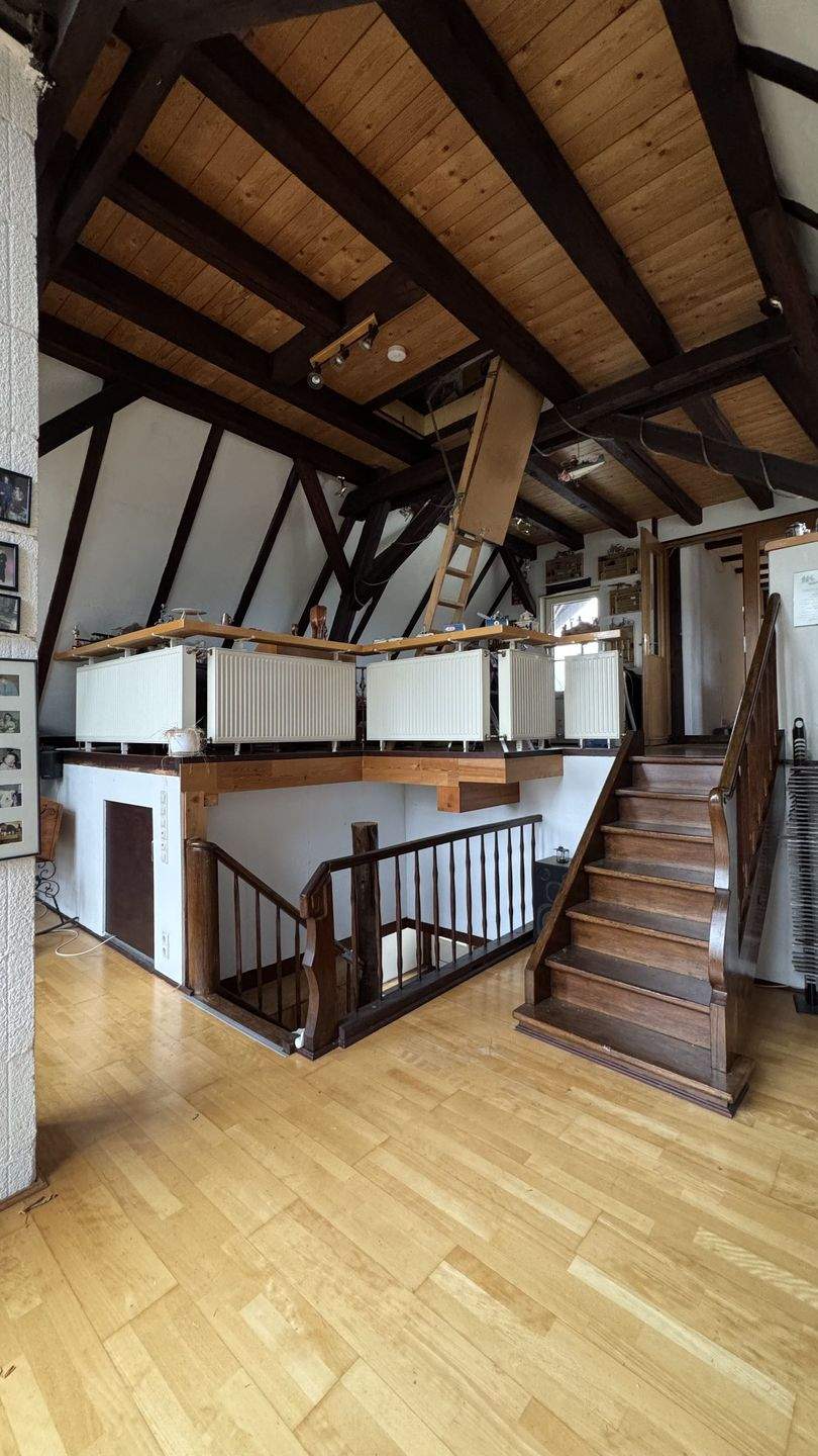 Vielseitiges Bauernhaus mit zwei Wohnungen auf 1.449 m² - ideal für kreative Köpfe! – Haigerloch – Bild 1 von 6
