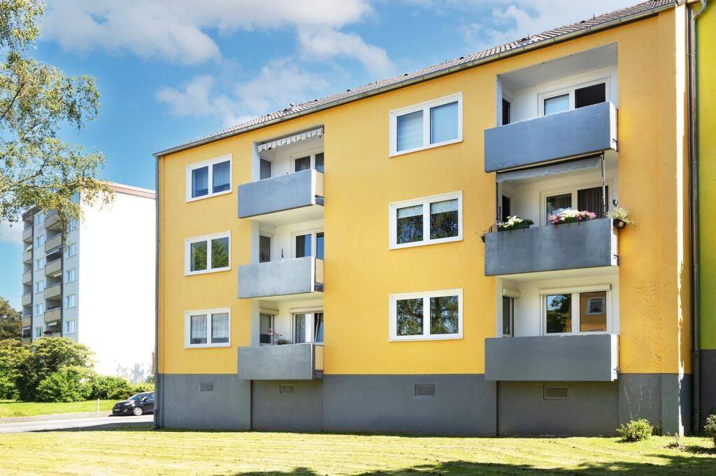 Neu. Hell. Bereit für Sie. / Fresh. Bright. Ready for you.