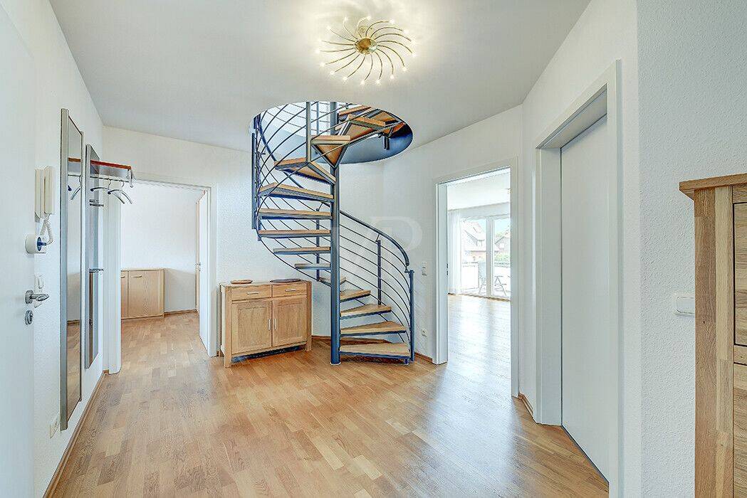 4,5 Zimmer Maisonette mit sonnigem BLK, Garage in ruhiger Lage – Duisburg – Vorschaubild 9