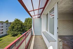 Gestalten Sie Ihr neues Zuhause - 2,5-Zimmer-Wohnung mit Balkon – 12437 Berlin – Vorschaubild 2