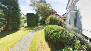 Exklusives Einfamilienhaus mit Dachstudio, Sauna und traumhaftem Garten in Mannheim-Wallstadt – 68259 Mannheim – Vorschaubild 8