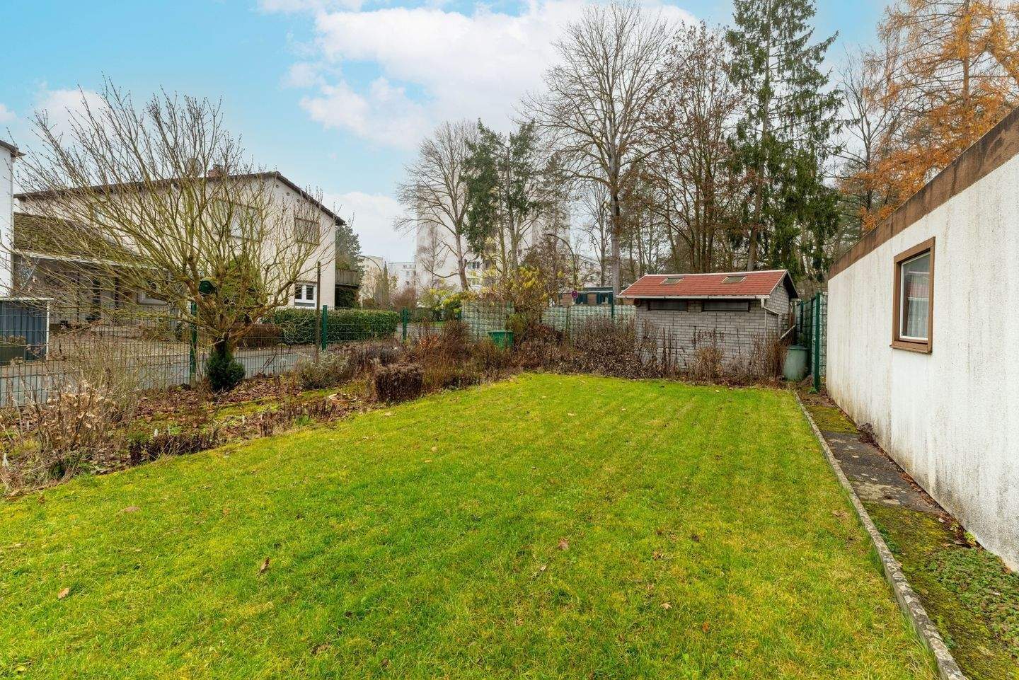 Ihr neues Zuhause in Oberursel: Wo Wohnglück auf Natur trifft – Oberursel – Bild 1 von 9