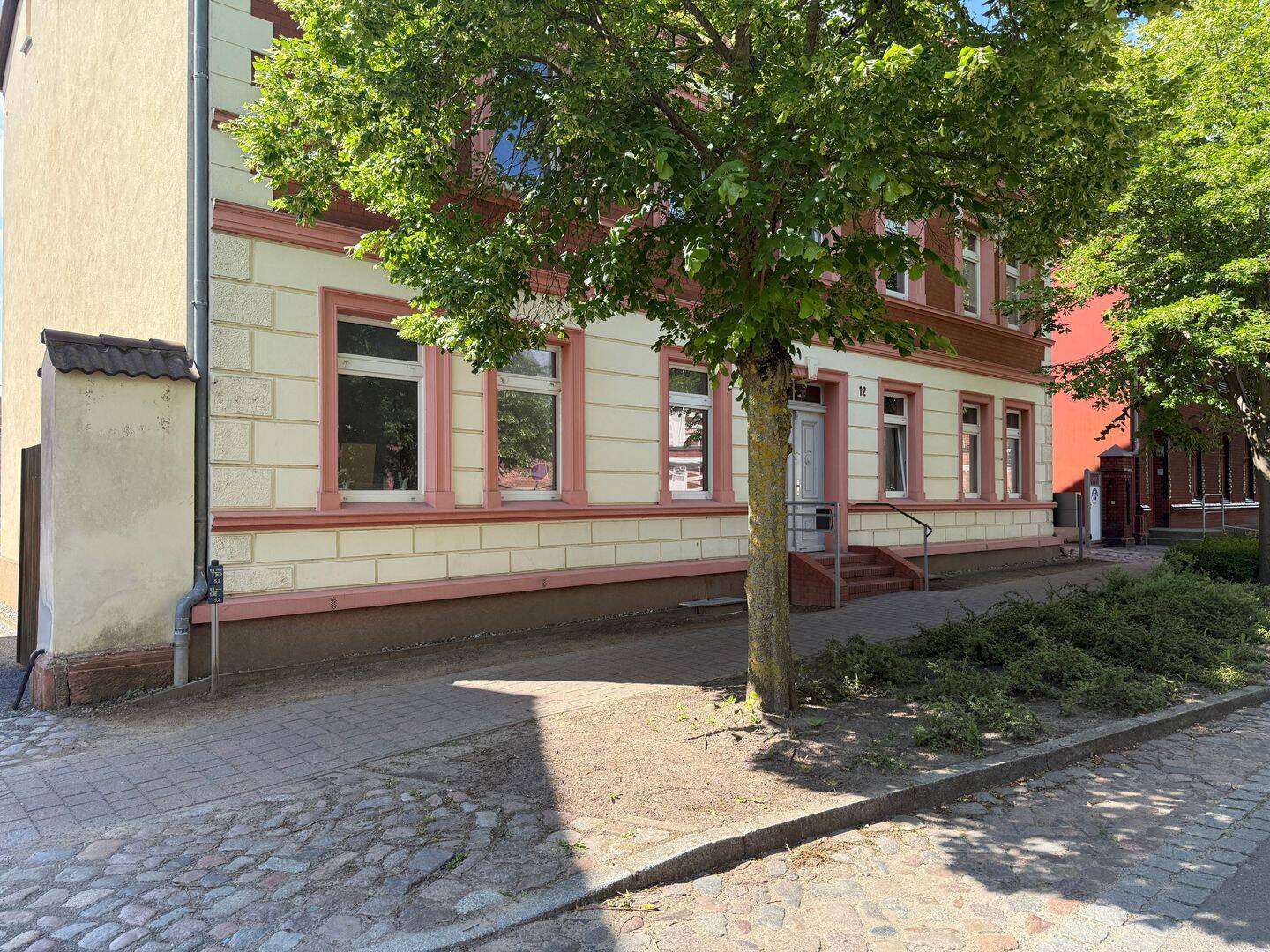Charmante 2-Zimmer-Wohnung in Jarmen mit idealer Anbindung
