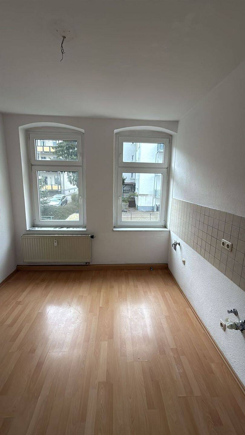 Großzügige 4-Zimmer mit Laminat und Wanne! – Chemnitz – Vorschaubild 9