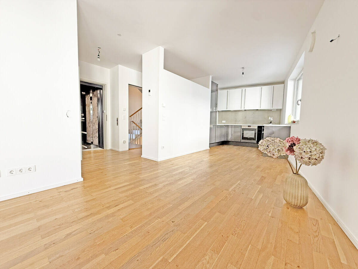 Nähe Theresienwiese - Moderne Maisonette mit 2 Balkonen, Terrasse & Lift direkt in die Wohnung – München – Vorschaubild 4