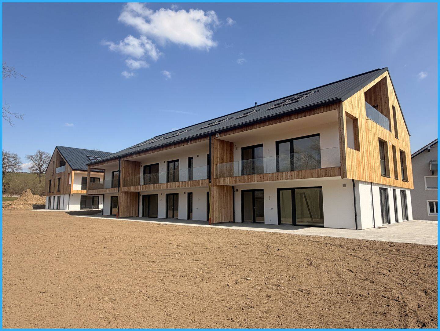 BAUSTELLE LÄUFT - WOHNEN IN VOLLENDUNG - NATUR PUR UND TOLLE ARCHITEKTUR - exkl. Wohnungen degr.AfA – Bad Birnbach – Bild 1 von 9
