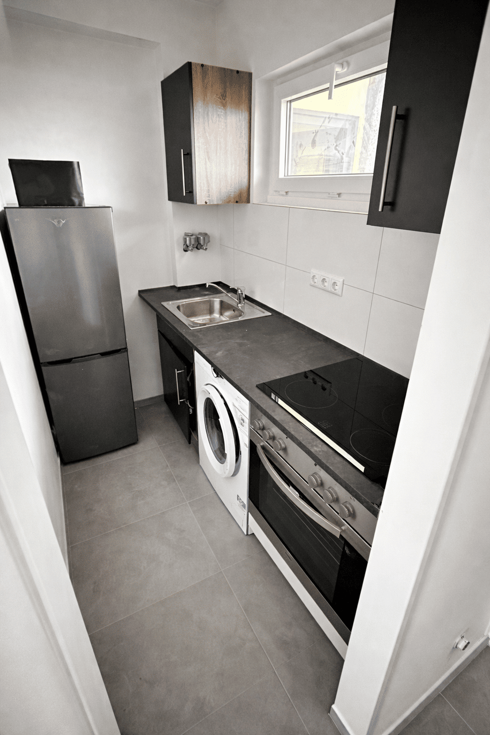 Exquisite sanierte 1-Zimmer-Wohnung - ideales Investment für Singles und Anleger. – Bremen – Vorschaubild 2