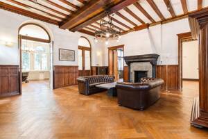 Großzügige historische Etagenwohnung in herrschaftlicher sanierter Westend Villa – 60325 Frankfurt am Main – Vorschaubild 2
