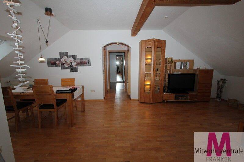Modern möblierte 3-Zimmer Dachterrassen Wohnung in begehrter Lage – Nürnberg – Vorschaubild 4