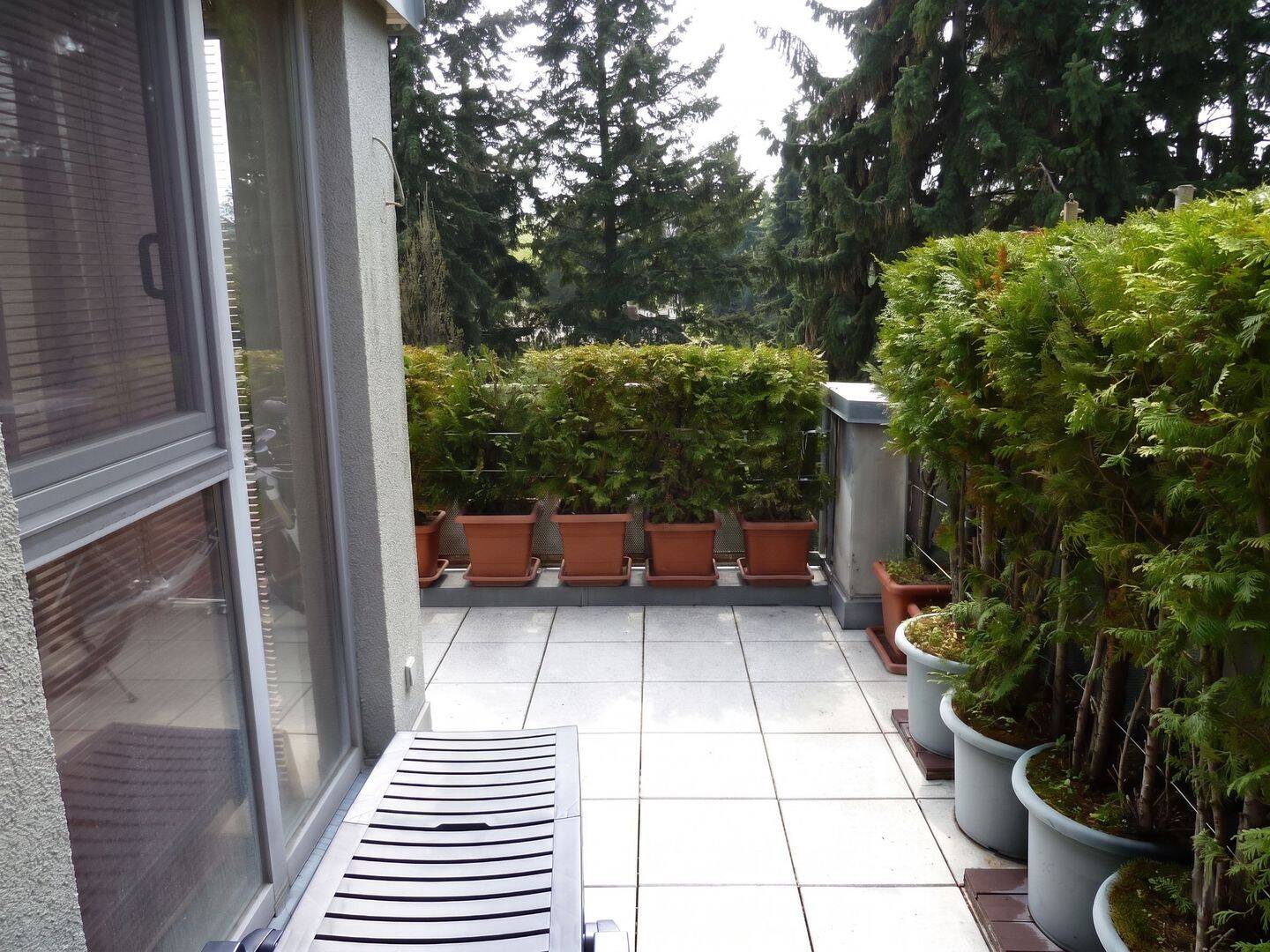 Wohnen mit Charakter: Dachgeschosswohnung in Lichterfeld Ost