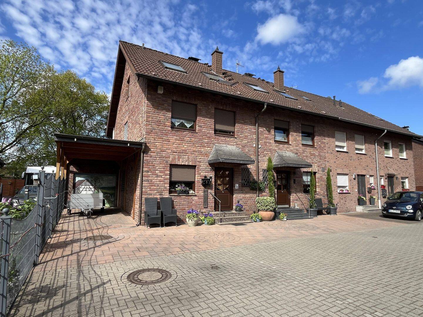 Schönes, sehr gepflegtes Reihenendhaus in unmittelbarer Nähe zum Rhein – Duisburg – Vorschaubild 2