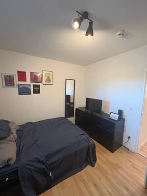Gesamte Wohnung. Gesamtmiete: 2.280€ warm (Strom separat).” – 81375 München – Vorschaubild 3
