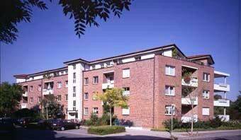 Schöne, renovierte 4-Zimmer-Wohnung mit großem Balkon für Familien!