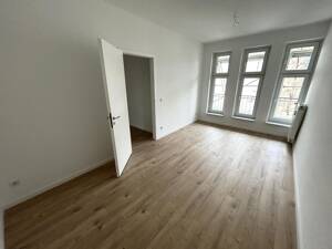 Großzügige Altbauwohnung in der Hegelstraße ! – 39104 Magdeburg – Vorschaubild 5