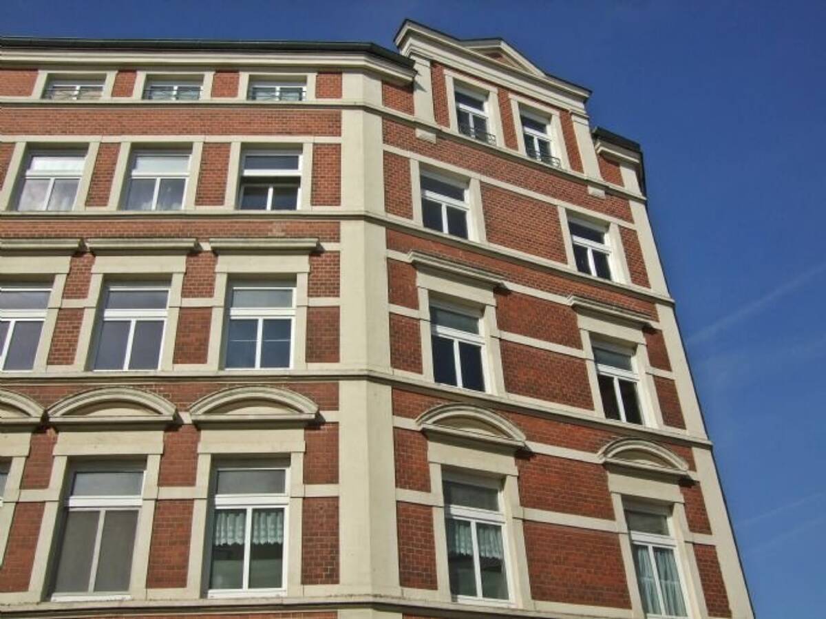 Gemütliche 2-Zimmer-Wohnung++mit Duschbad++und mit Balkon – 19055 Schwerin – Bild 1 von 9