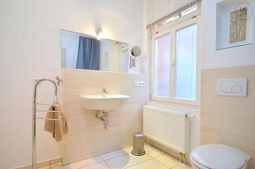 Schön möbliertes, gepflegtes Apartment mit WLAN und Balkon in St.-Johannis – Nürnberg – Vorschaubild 5