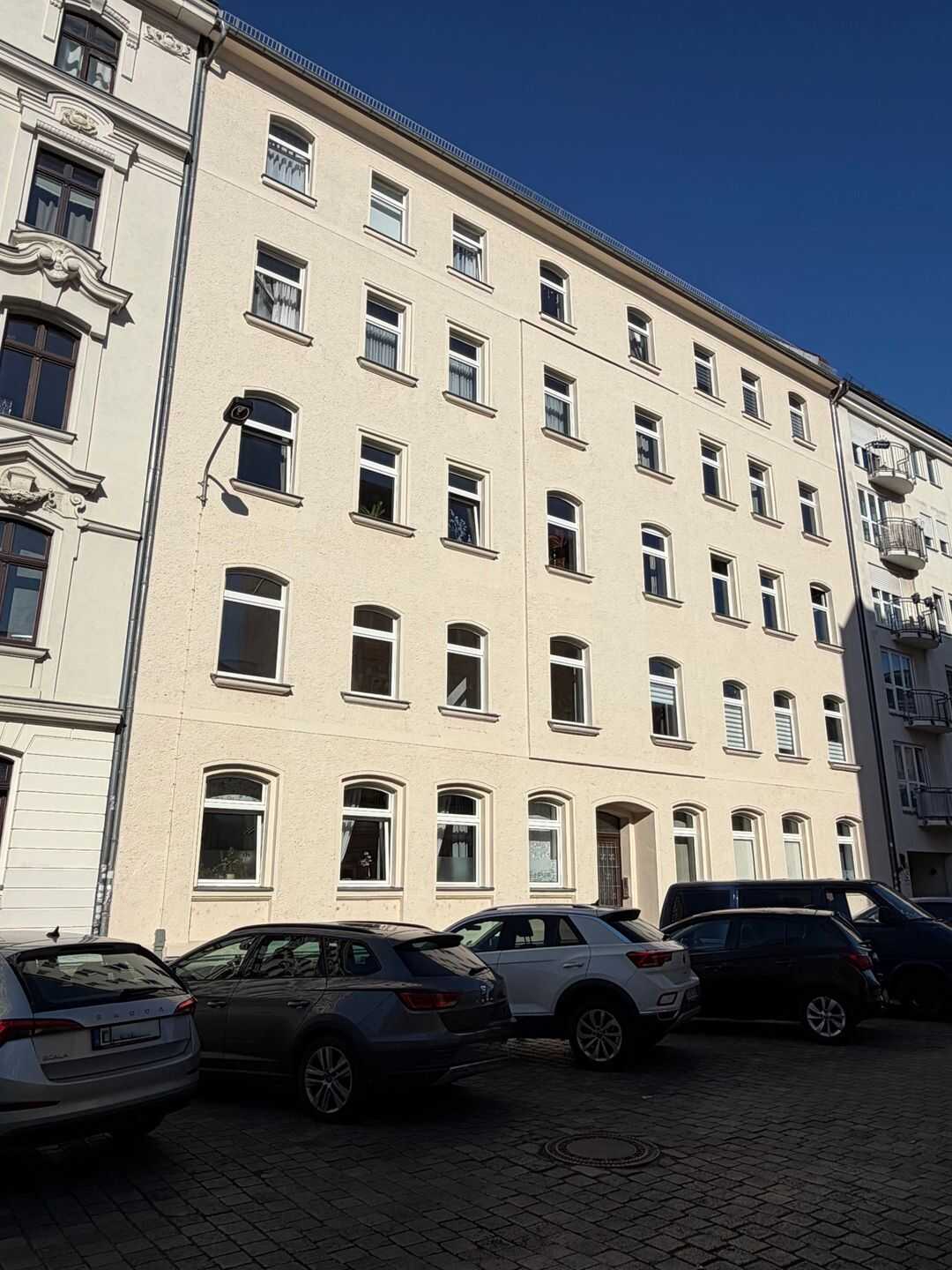+++4 Zimmerwohnung in Leipzig Zentrum-Nord mit Balkon+++ – Leipzig – Bild 1 von 5