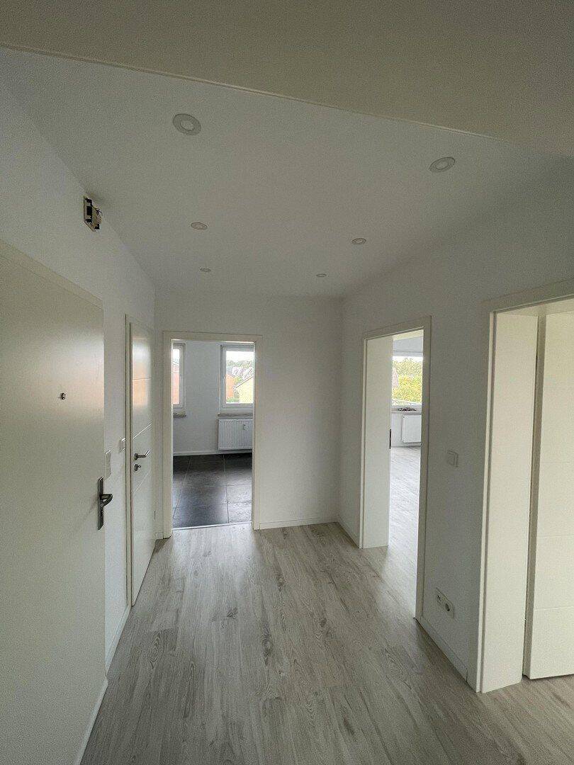 2-Zimmer Wohnung mit Balkon und Garage