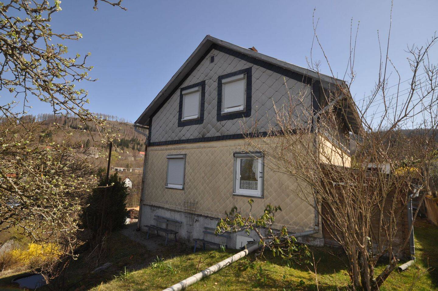 Ferienhaus/ Wochenendhaus auf Eigentumsland! – Suhl – Vorschaubild 2