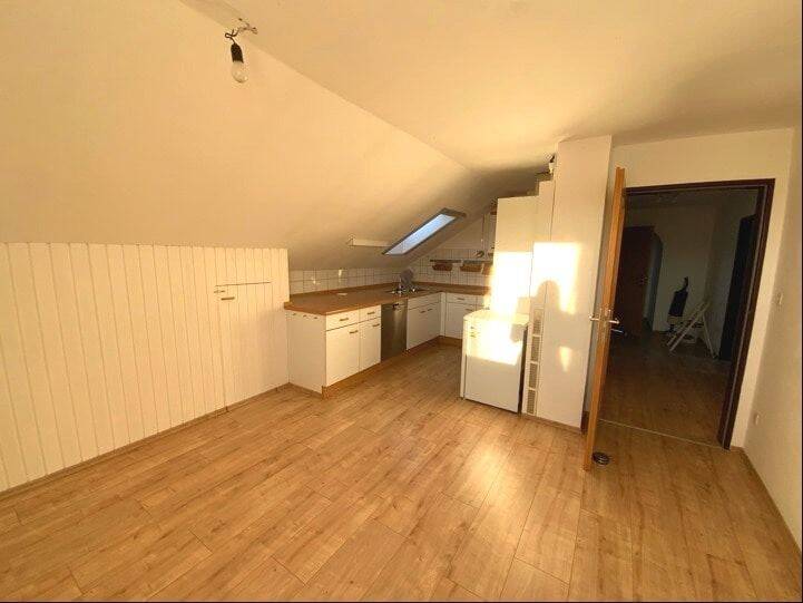3-Zimmer-Dachgeschosswohnung mit Garten – Ingolstadt – Vorschaubild 4