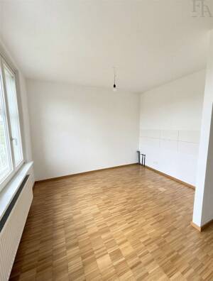 Direkt an der Universität - Sanierte 3 Zimmer mit großzügigem Wohn-/Essbereich | provisionsfrei – 50937 Köln – Vorschaubild 6
