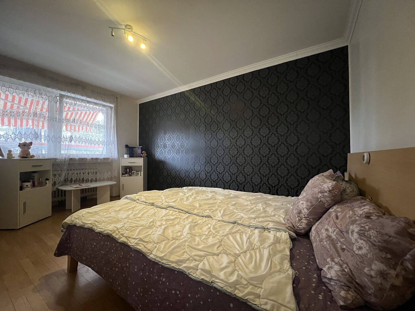 Gepflegte 3-Zimmer-Erdgeschosswohnung mit Balkon in ruhiger Feldrandlage - Top Wohnanlage – Steinbach – Vorschaubild 8