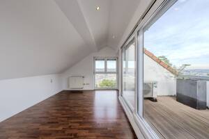 Atemberaubende Aussichtslage - 5 Zimmer Wohnung in der Stuttgarter Weinsteige – 70180 Stuttgart – Vorschaubild 2