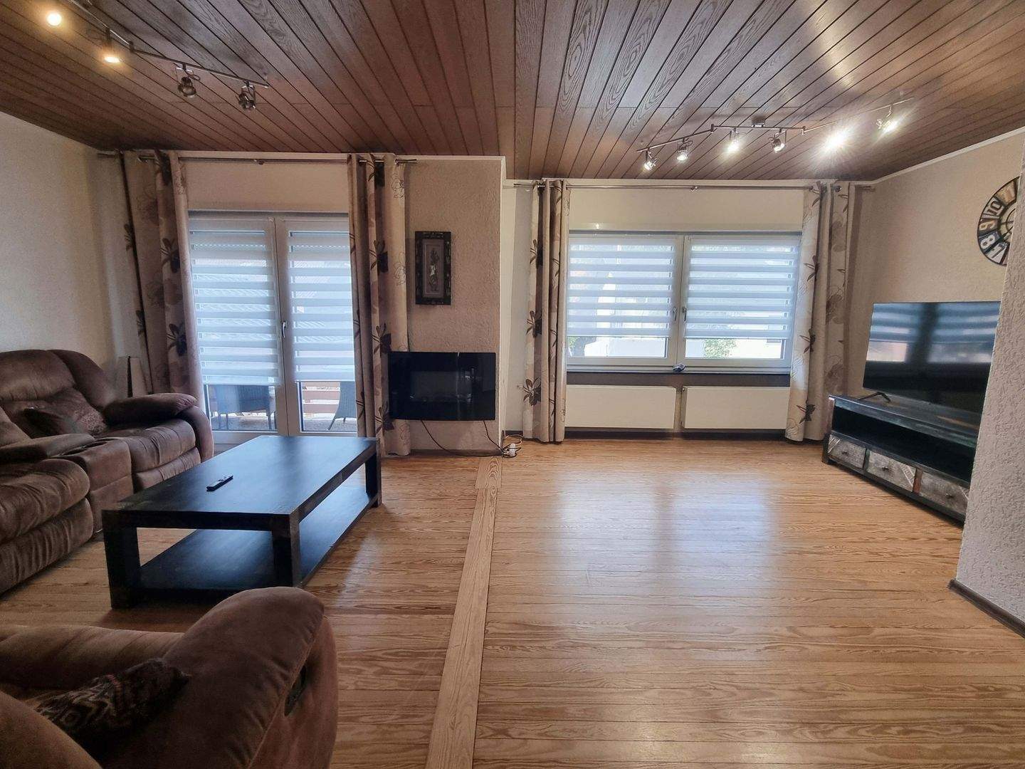 kernsaniertes Einfamilienhaus in ruhiger Waldrandlage – Hauptstuhl – Vorschaubild 3