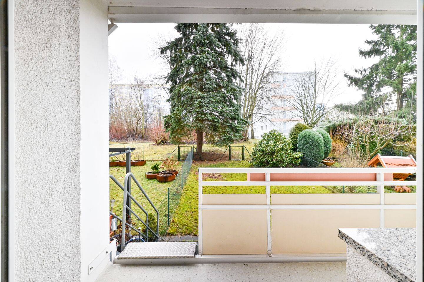 2-Raum-Wohnung mit Terrasse in ruhiger, gepflegter Lage von Chemnitz-Kappel