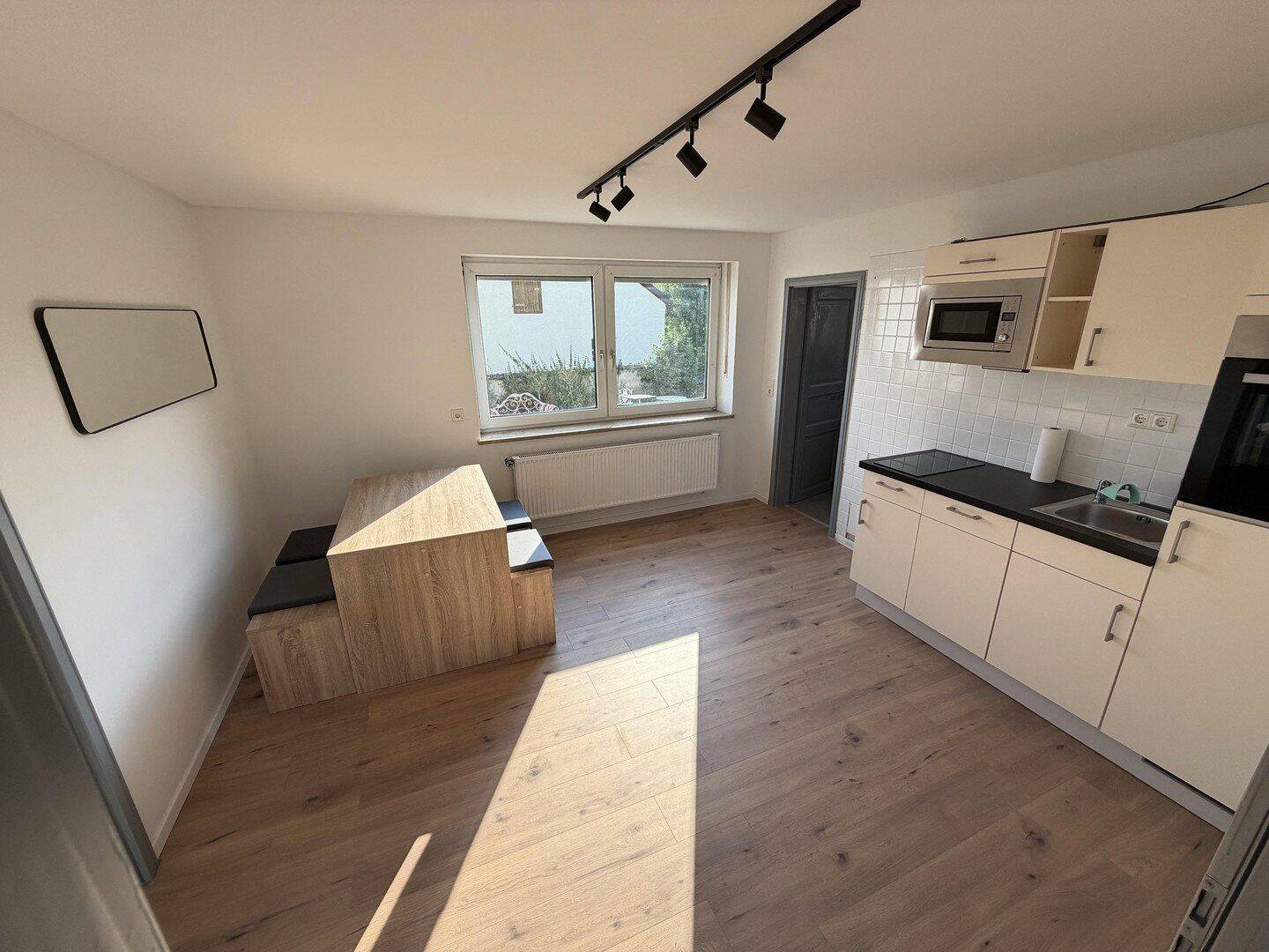 Möblierte Sanierte 3-Zimmer-Wohnung in Ingolstadt-Hagau - 75 m2 – Ingolstadt – Vorschaubild 3
