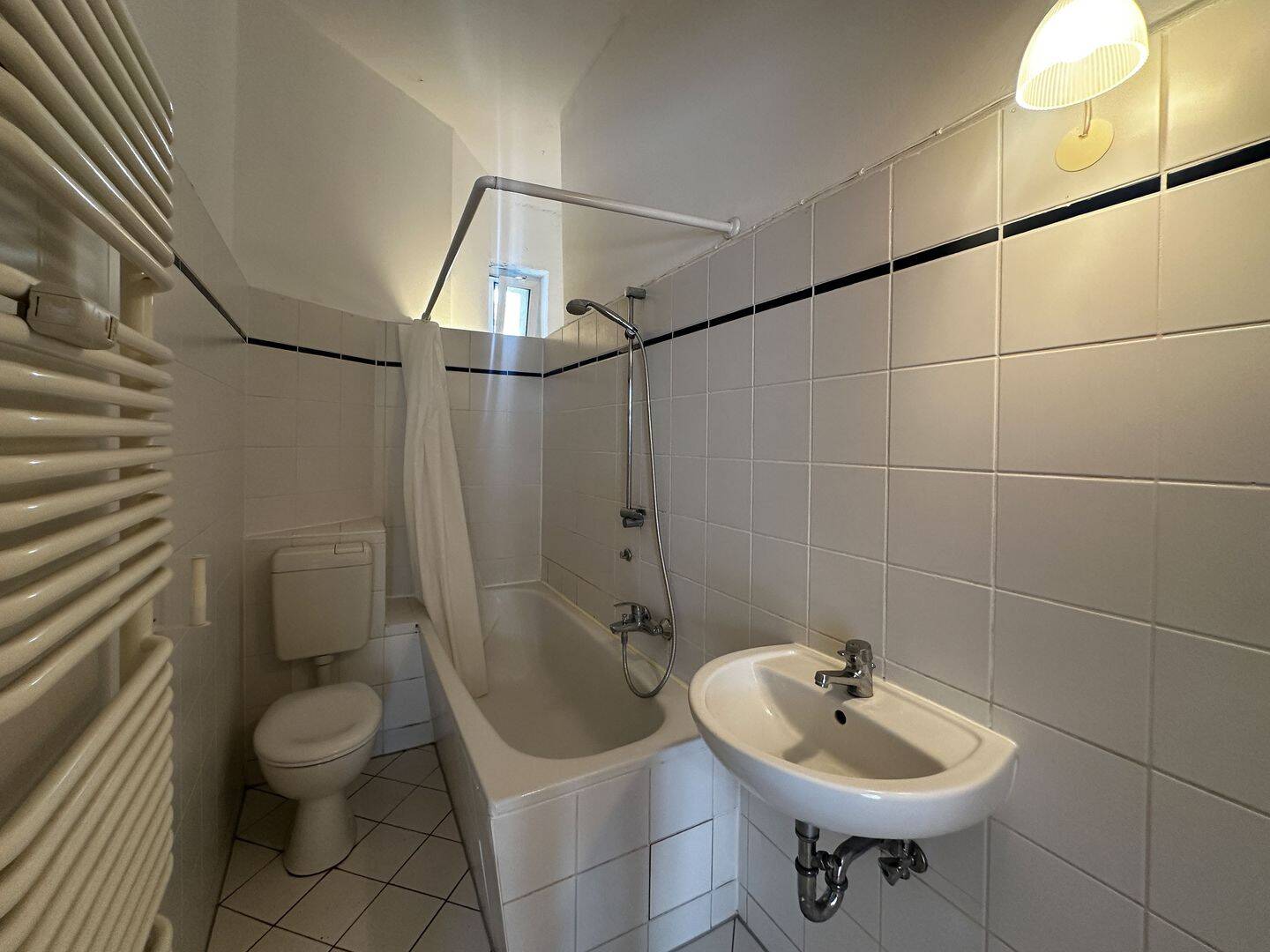 Großzügige Altbauwohnung mit Balkon und Berliner Zimmer im Kunger-Kiez – Berlin – Vorschaubild 7