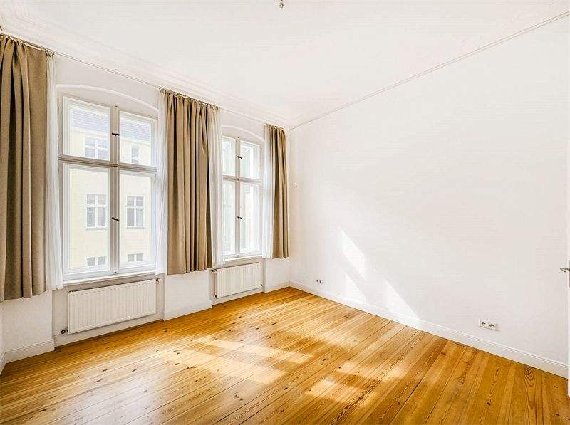 6.594,- pro QM- HERRSCHAFTLICHE 3,5 METER STUCK-WOHNUNG - dicht Viktoria-Luise-Platz – Berlin – Vorschaubild 5