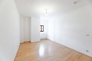 HEGERICH: Charmante Denkmalgeschützte Fachwerkwohnung mit besonderem Charakter in der Altstadt-Fürth – 90762 Fürth – Vorschaubild 4