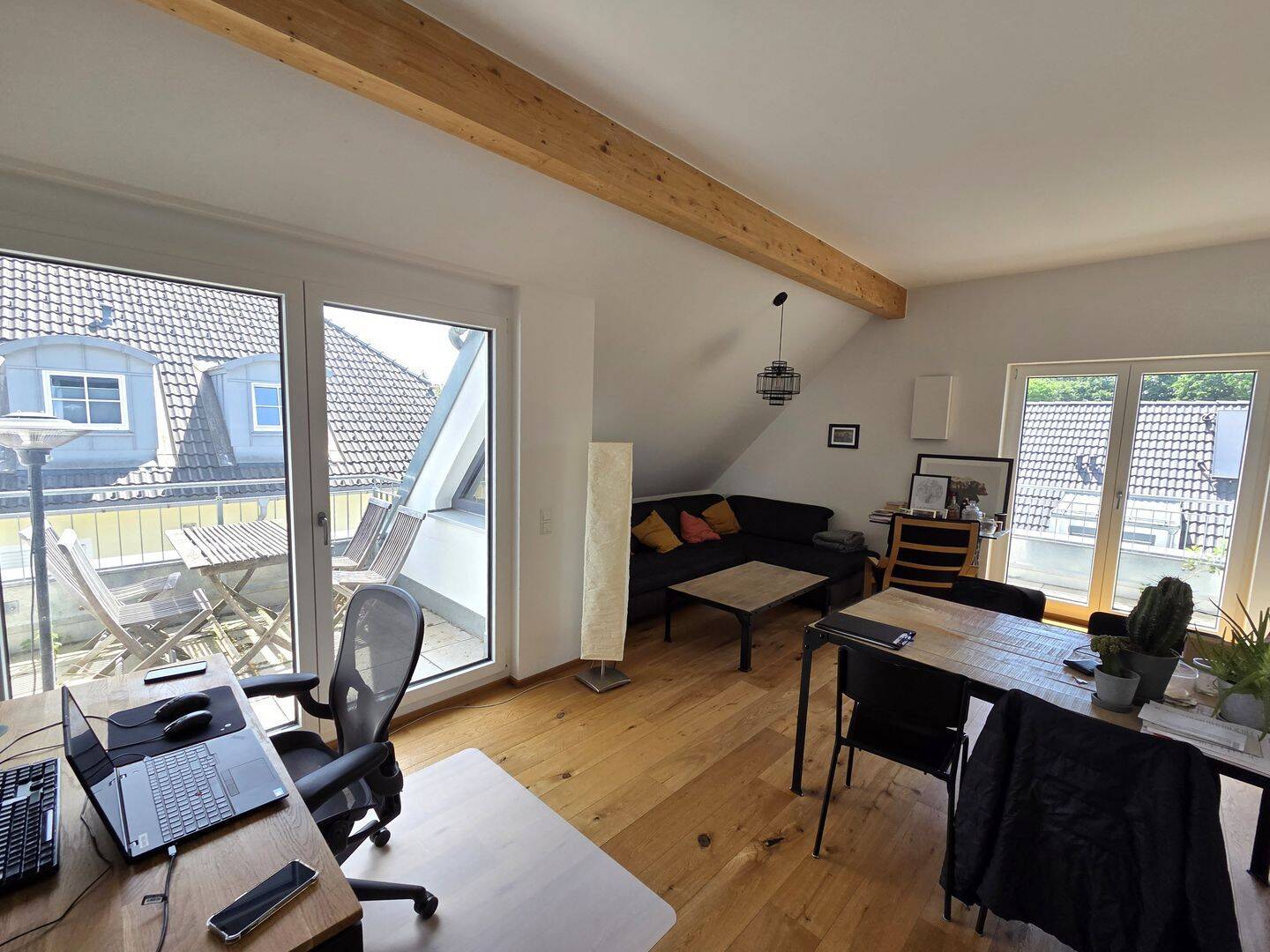 Moderne 2 Zimmer Dachgeschoss Wohnung in München-Aubing! – München – Bild 1 von 9