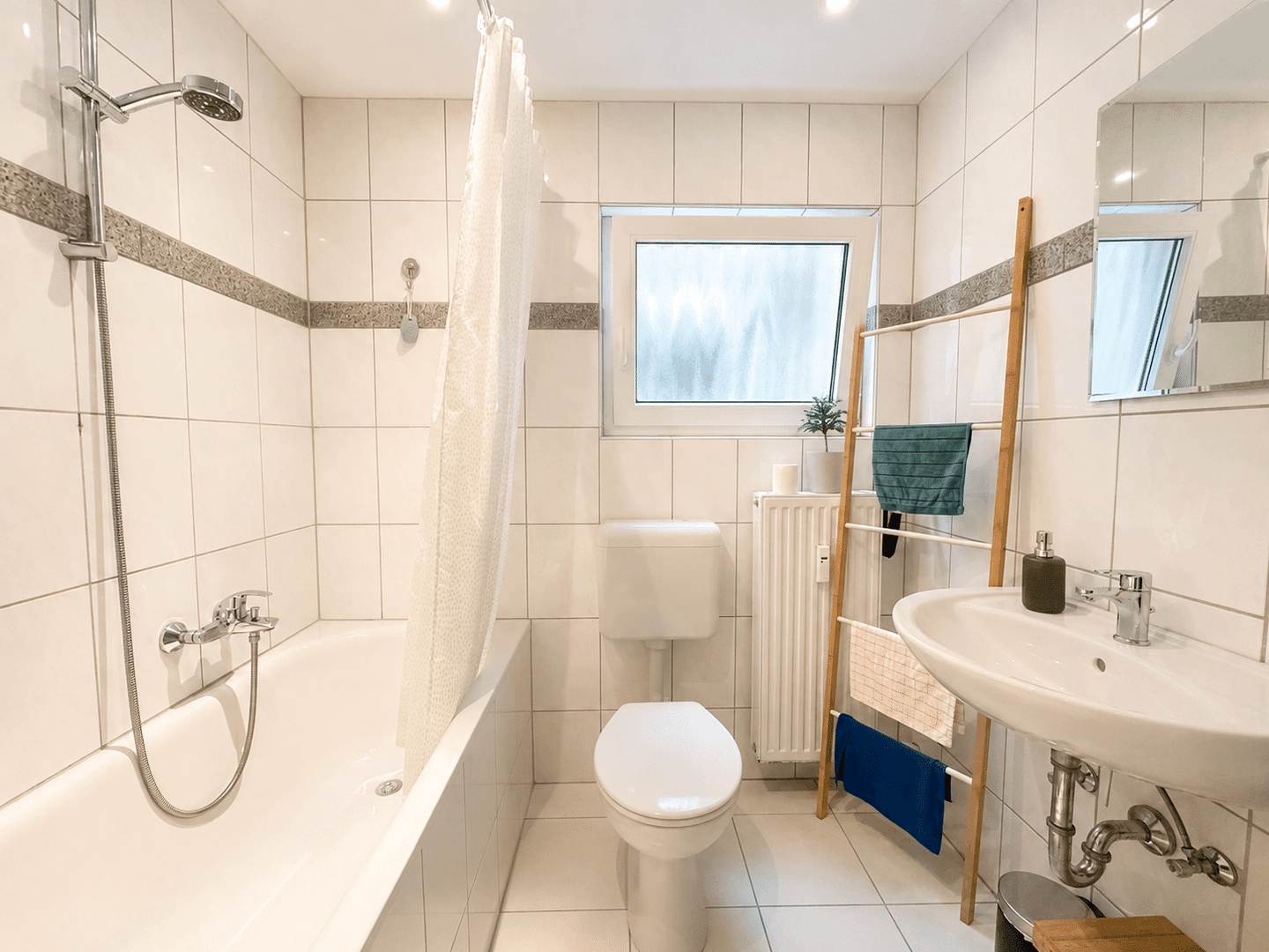 Wohnen im Zoo-Viertel - Top gepflegte und gut aufgeteilte Wohnung mit zwei Balkonen! – Düsseldorf – Vorschaubild 7