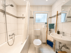Wohnen im Zoo-Viertel - Top gepflegte und gut aufgeteilte Wohnung mit zwei Balkonen! – 40237 Düsseldorf – Vorschaubild 7