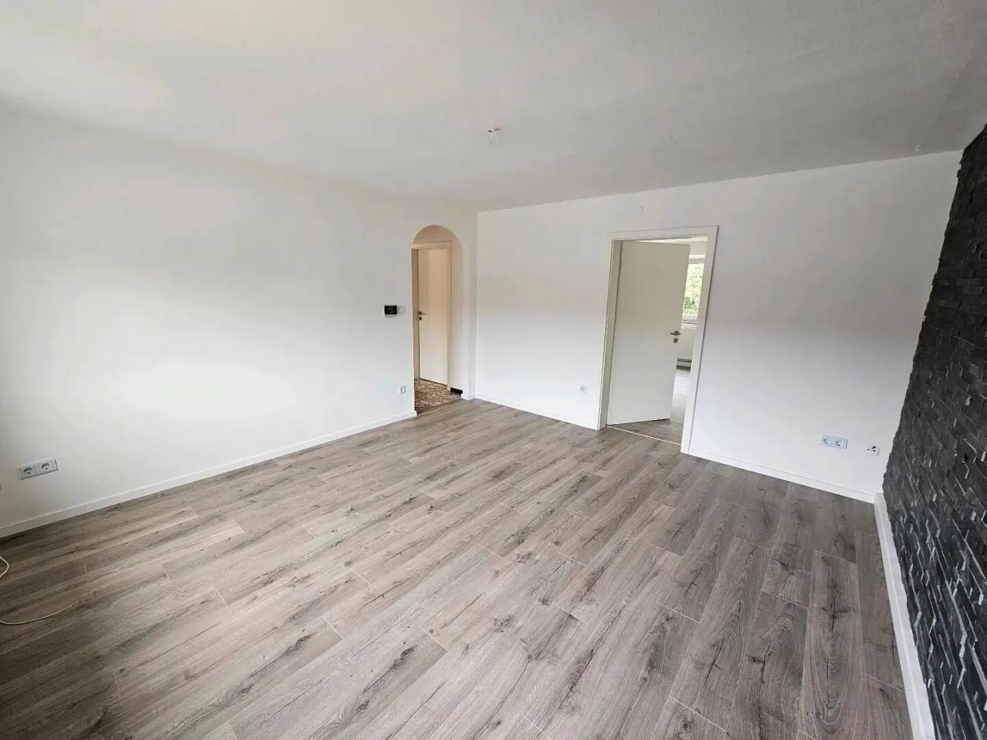 3-Zimmerwohnung renoviert mit Einbauküche – Hersbruck – Vorschaubild 6
