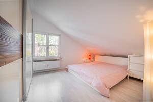 KENSINGTON - Exklusiv - Helle Dachgeschosswohnung im schönen Altperlach – 81737 München – Vorschaubild 6