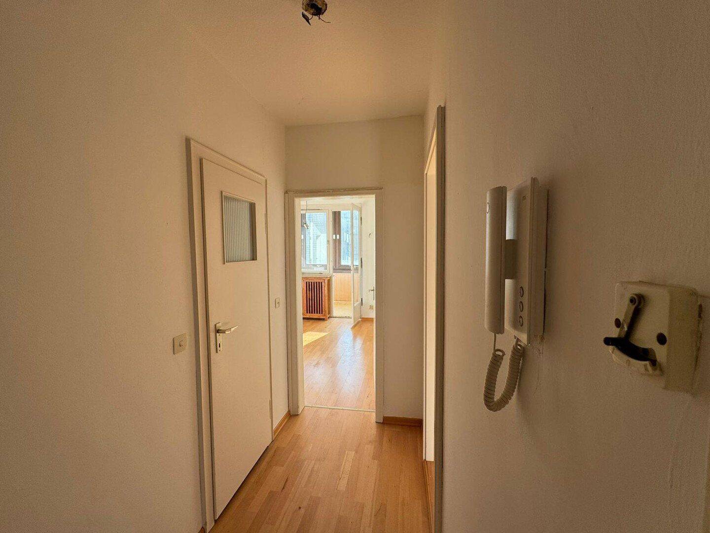 3-Zimmer-Wohnung - provisionsfrei, stadtnah, mit Gestaltungspotential – Düsseldorf – Vorschaubild 8