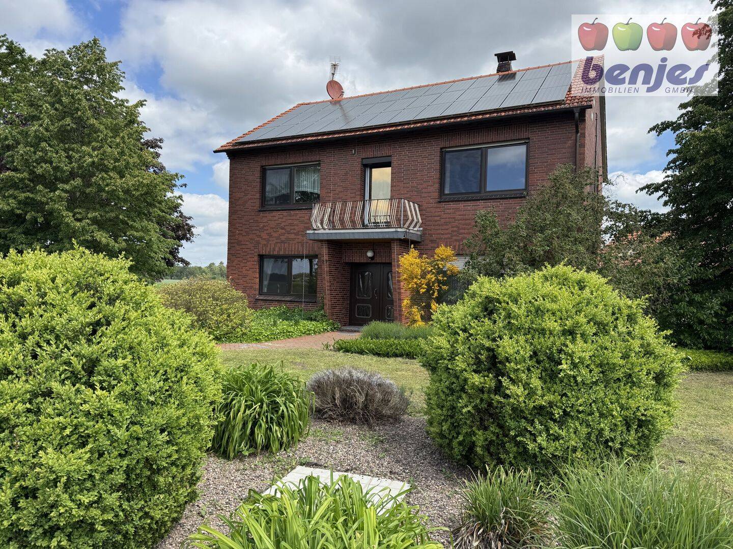 Wohnen im Grünen - Großzügiges Zuhause mit viel Platz für die Familie, Garten und Ideen! – Sulingen – Bild 1 von 9