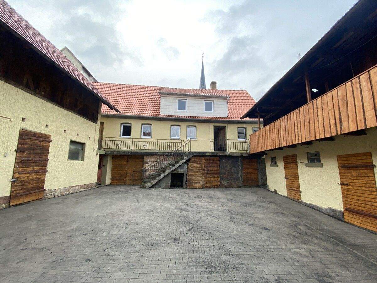sanierter Dreiseitenhof in Wegfurt zu verkaufen – Bischofsheim a.d.Rhön – Bild 1 von 9