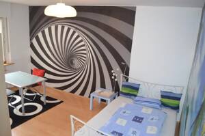 Nette 2-Zi.-EG-Whg., Laminat, EBK, neues Bad/Wanne, WC extra, Johannis Nähe Klinikum – 90419 Nürnberg – Vorschaubild 6