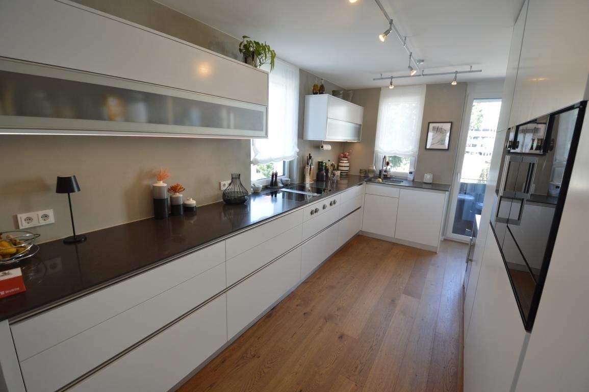 VERKAUFT! 4,5-Zi.-Whg. mit Einbaukü., 2 Balkonen, ca. 22 m² Dachterr. u. 2 Badern am östl. Altstadtrand – Regensburg – Vorschaubild 7